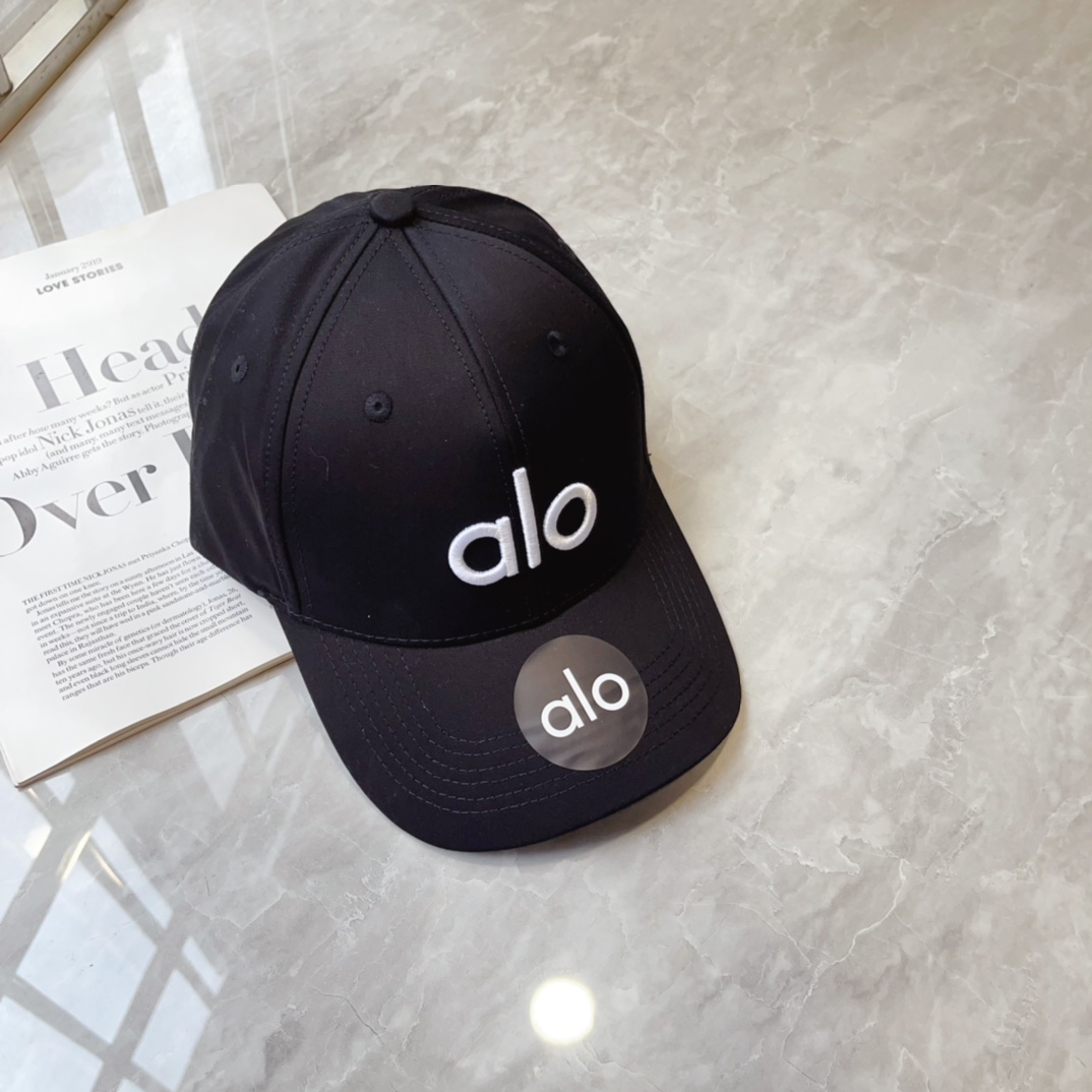 “Stylish and Protective Baseball Caps for Men and Women: Your Best Mate” - 图片 6