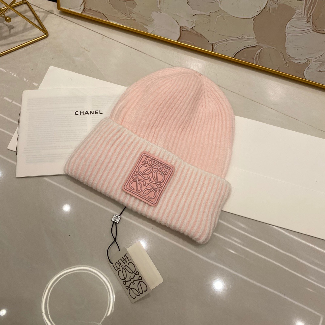NO:216445,Running volume Loewe ~ New autumn and winter cold hat knit hats are super soft and elastic, very warm, and have a great shape!  Hat fisherman hat baseball hat knit hat, hat, loewe, espadrilles, hats19860909跑量 Loewe～秋冬新款冷帽针织帽 超级软弹力超级大,非常保暖,凹造型绝了！帽子渔夫帽棒球帽针织帽,帽子,loewe,espadrilles,hats,hat