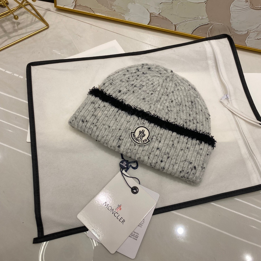 NO:216450,Running volume Moncler cover-New autumn and winter cold hat knitted hat, super soft and elastic, very warm, and has a wonderful shape!  Hat fisherman hat baseball hat knit hat, hat, christian louboutin, Moncler, espadrilles, hats19860909跑量 Moncler蒙口～秋冬新款冷帽针织帽 超级软弹力超级大,非常保暖,凹造型绝了！帽子渔夫帽棒球帽针织帽,帽子,christian louboutin,Moncler,espadrilles,hats,hat
