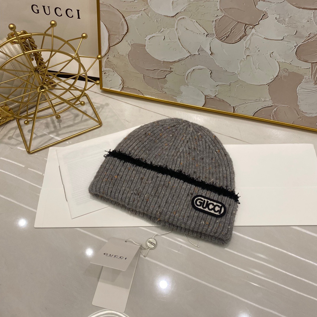 NO:216455,Running volume Gucci~New autumn and winter cold hat knitted hats are super soft and elastic, very warm, and have a wonderful shape!  Hat fisherman hat baseball hat knit hat, hat, gucci, espadrilles, hats19860909跑量 Gucci～秋冬新款冷帽针织帽 超级软弹力超级大,非常保暖,凹造型绝了！帽子渔夫帽棒球帽针织帽,帽子,gucci,espadrilles,hats,hat