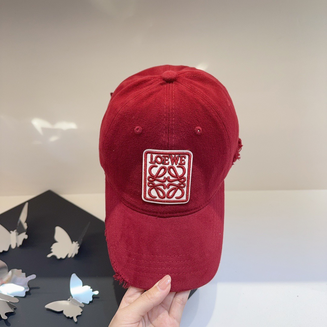 NO:216520,Running volume Loewe autumn and winter upgraded baseball cap The fabric is thick and very practical~ Hat Fisherman's hat Baseball cap Knitted hat, hat, loewe, espadrilles, hats19860909跑量 Loewe秋冬升级款棒球帽 面料偏厚,很实用～帽子渔夫帽棒球帽针织帽,帽子,loewe,espadrilles,hats,hat