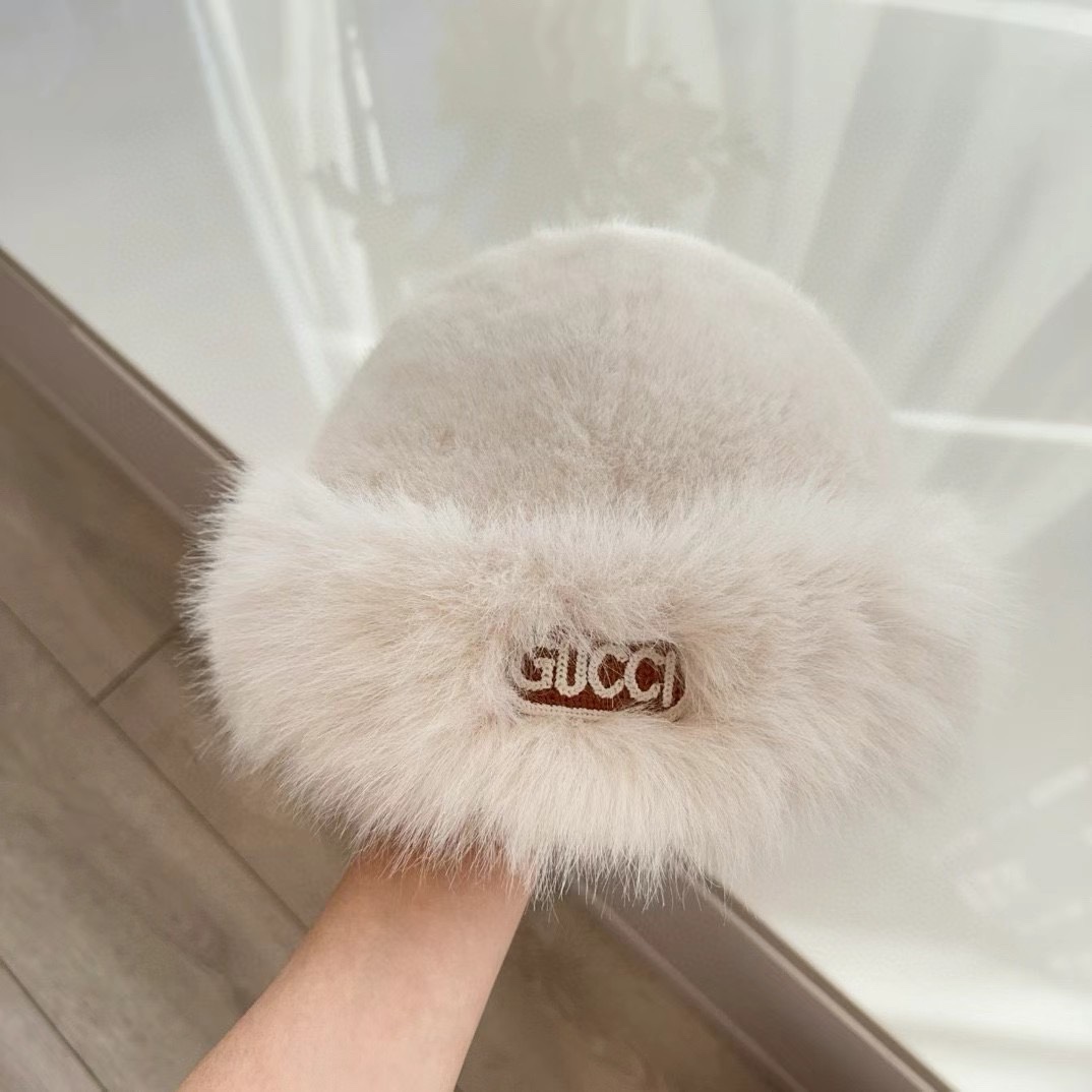 NO:216495,Running volume Gucci ~High customization, fluffy fabric, winter really suitable for hats, fisherman hats, baseball hats, knit hats, hats, gucci, espadrilles, hats19860909跑量 Gucci～高级定制,毛绒绒的面料,冬天真的太适合啦帽子渔夫帽棒球帽针织帽,帽子,gucci,espadrilles,hats,hat
