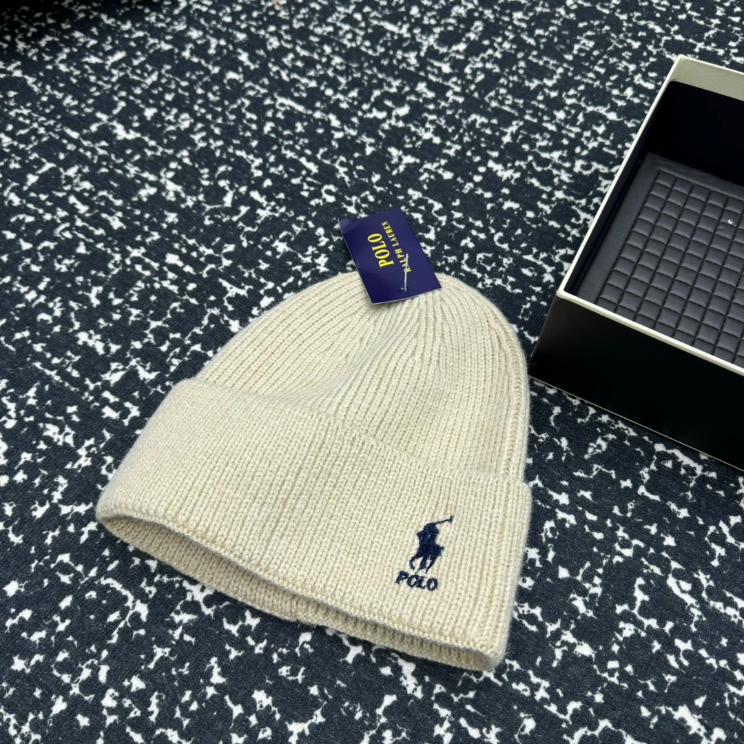 NO:216522,Running volume Polo new cold hat Soft wool knit hat, easy to match with style, color matching is very suitable for winter, a treasure item that is essential for people. Hats, fisherman hats, baseball hats, knit hats, hats, espadrilles, hats19860909跑量 Polo新款冷帽 柔软的毛线针织帽,很容易搭配出风格,配色都很适合冬日,人手必备的宝藏单品.帽子渔夫帽棒球帽针织帽,帽子,espadrilles,hats,hat