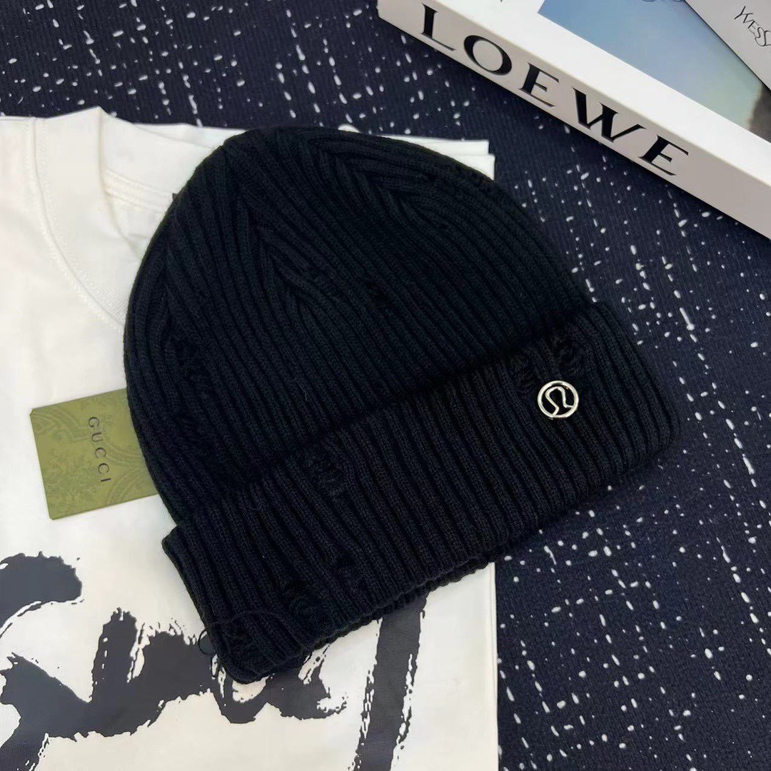 LuLulemon’s Cozy Knit Hat: Super Soft and Perfect for Cold Weather - 图片 2