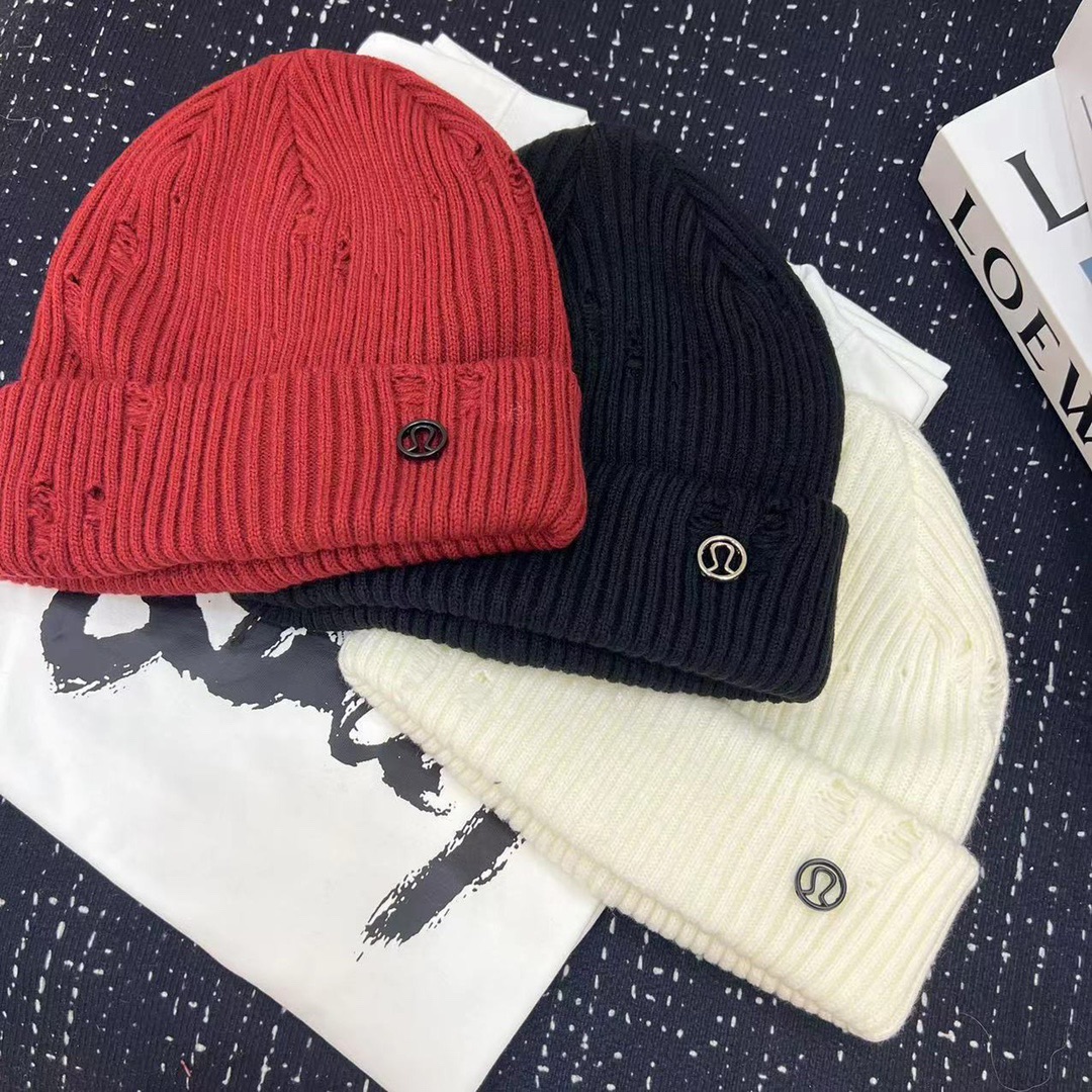 LuLulemon’s Cozy Knit Hat: Super Soft and Perfect for Cold Weather - 图片 9