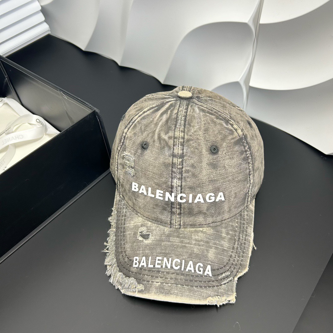 NO:218285,Running volume Balenciaga ~ 25 spring new model, simple and high-end baseball cap, new craft washing, retro colors, customized version!  Hat fisherman hat baseball hat knit hat, hat, balenciaga, espadrilles,hats19860909跑量 巴黎世家～25春季新款 简约高级感棒球帽 新工艺洗水,复古色系,定制版！帽子渔夫帽棒球帽针织帽,帽子,balenciaga,espadrilles,hats,hat