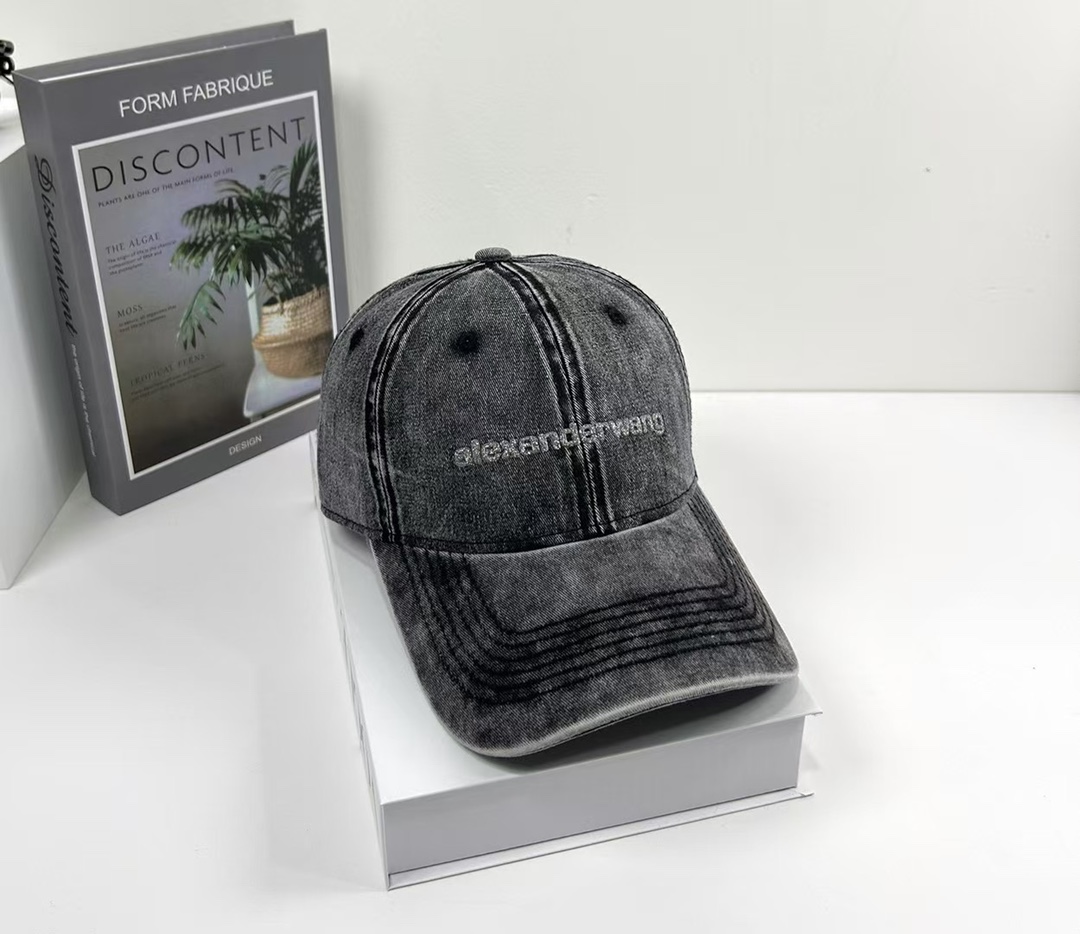 NO:218314,Running volume Wang~25 spring new style, simple and high-end baseball cap, new craft washing, retro colors, customized version!  Hat fisherman hat baseball hat knit hat, hat, espadrilles,hats19860909跑量 Wang～25春季新款 简约高级感棒球帽 新工艺洗水,复古色系,定制版！帽子渔夫帽棒球帽针织帽,帽子,espadrilles,hats,hat