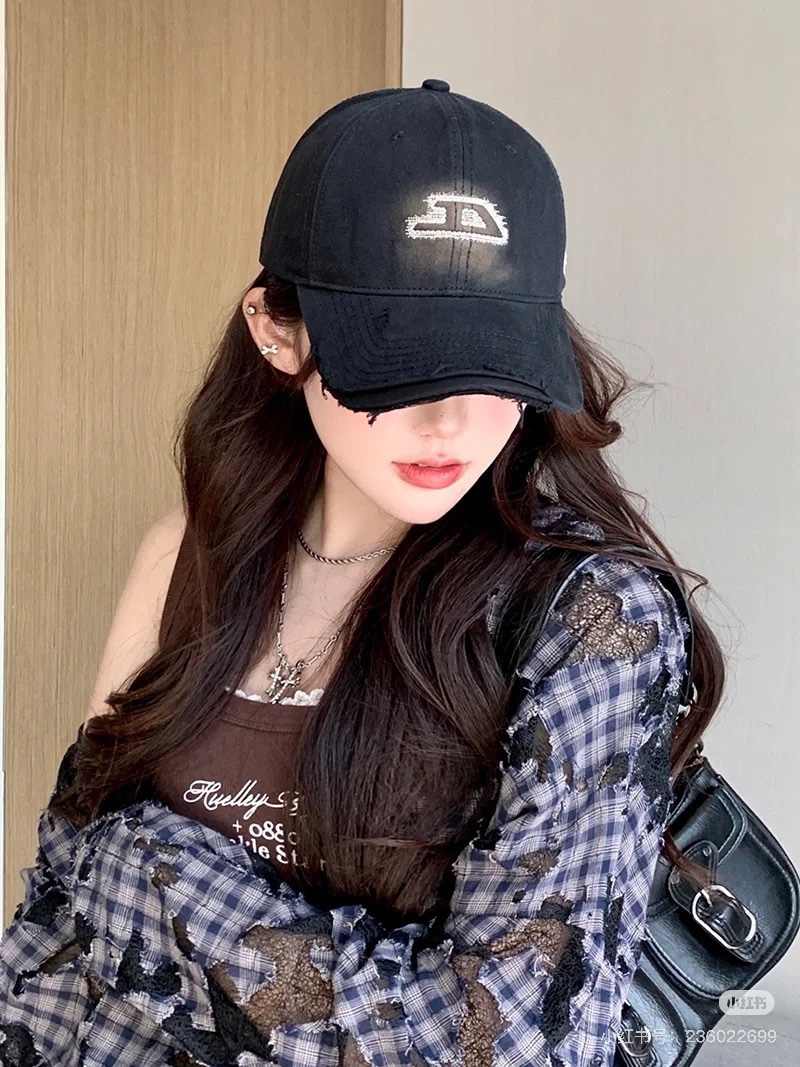 NO:218349,Running volume, new, same baseball hat, denim retro new color, super positive hat style, same style for men and women ~ hat fisherman hat baseball hat, knit hat, hat, espadrilles, hats19860909跑量 上新 明星同款棒球帽 牛仔复古新色系 帽型超正 男女同款~帽子渔夫帽棒球帽针织帽,帽子,espadrilles,hats,hat