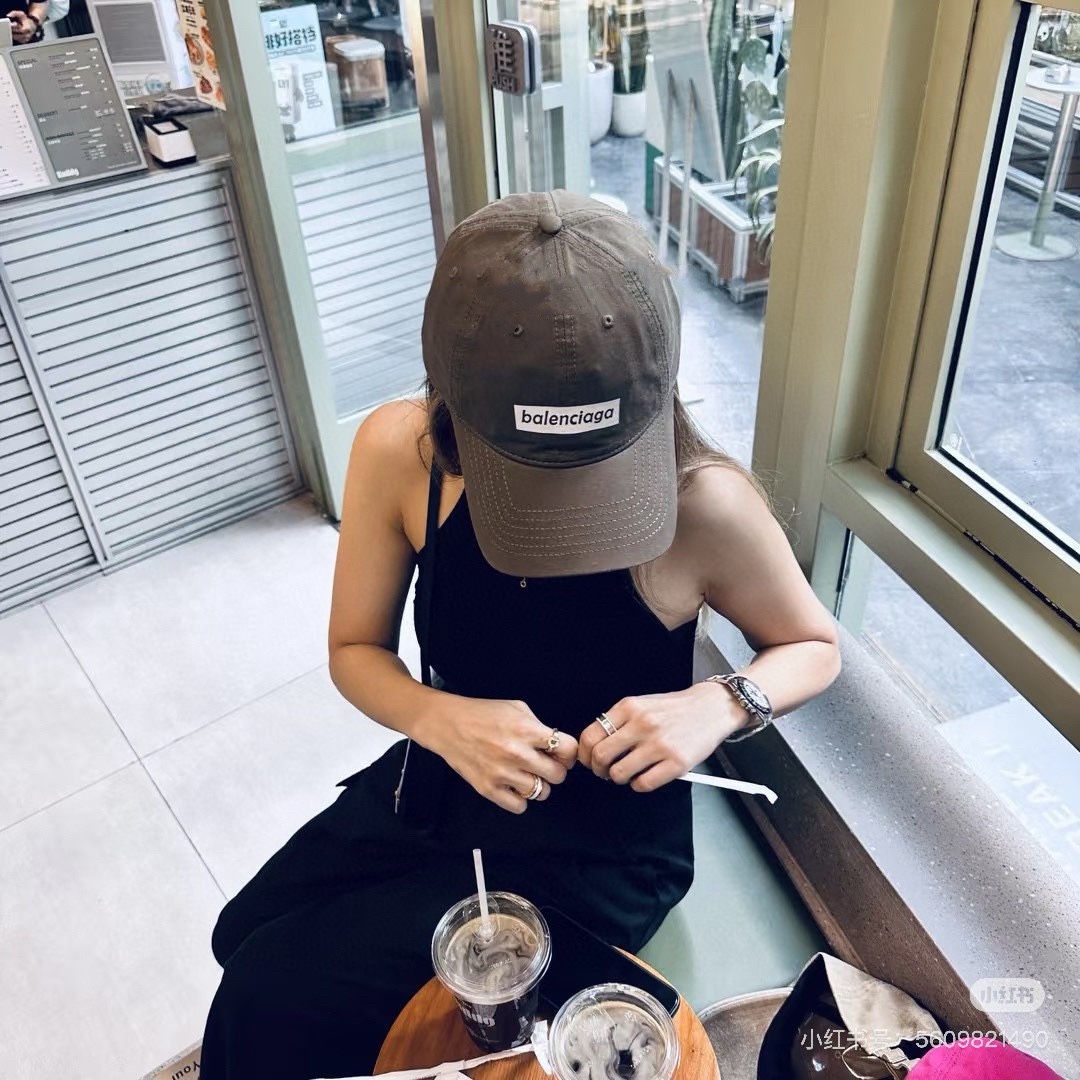 NO:218354,Running volume Balenciaga ~ 2025 Spring and Summer Baseball Cap Exclusive Custom Fabric Good Texture Style!  Hat fisherman hat baseball hat knit hat, hat, balenciaga, espadrilles,hats19860909跑量 巴黎世家～2025 春夏棒球帽 独家定制面料 质感好版型正！帽子渔夫帽棒球帽针织帽,帽子,balenciaga,espadrilles,hats,hat