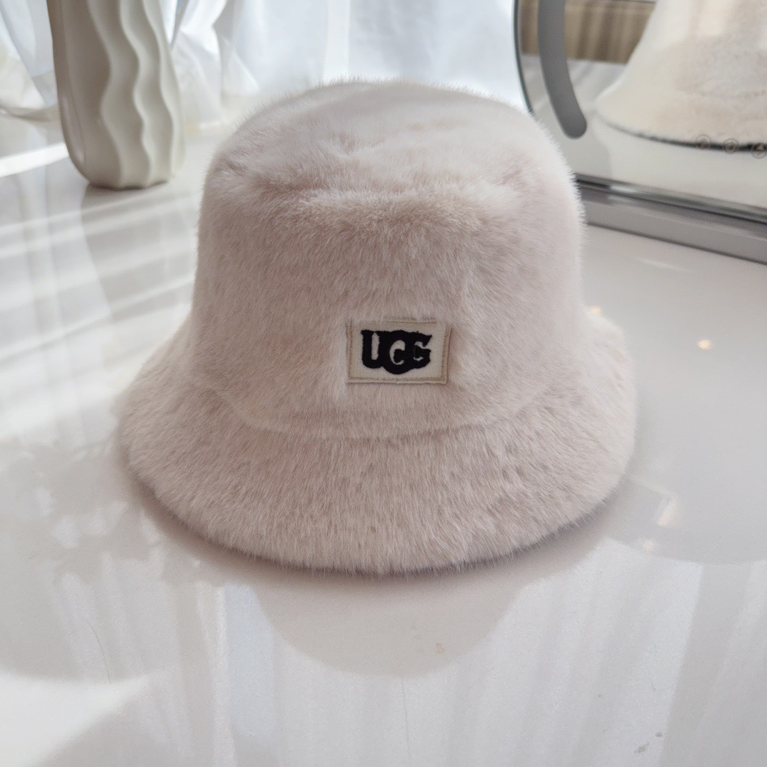 NO:218388,Running volume UGG~High version of fisherman's hat!  High-end custom mink fur, fluffy fabric, it’s really suitable for winter. The most color system in the counter!  Hat fisherman hat baseball hat knit hat, hat, espadrilles,hats19860909跑量 UGG～高版本渔夫帽！高级定制水貂绒,毛绒绒的面料,冬天真的太适合啦 专柜最的色系！帽子渔夫帽棒球帽针织帽,帽子,espadrilles,hats,hat