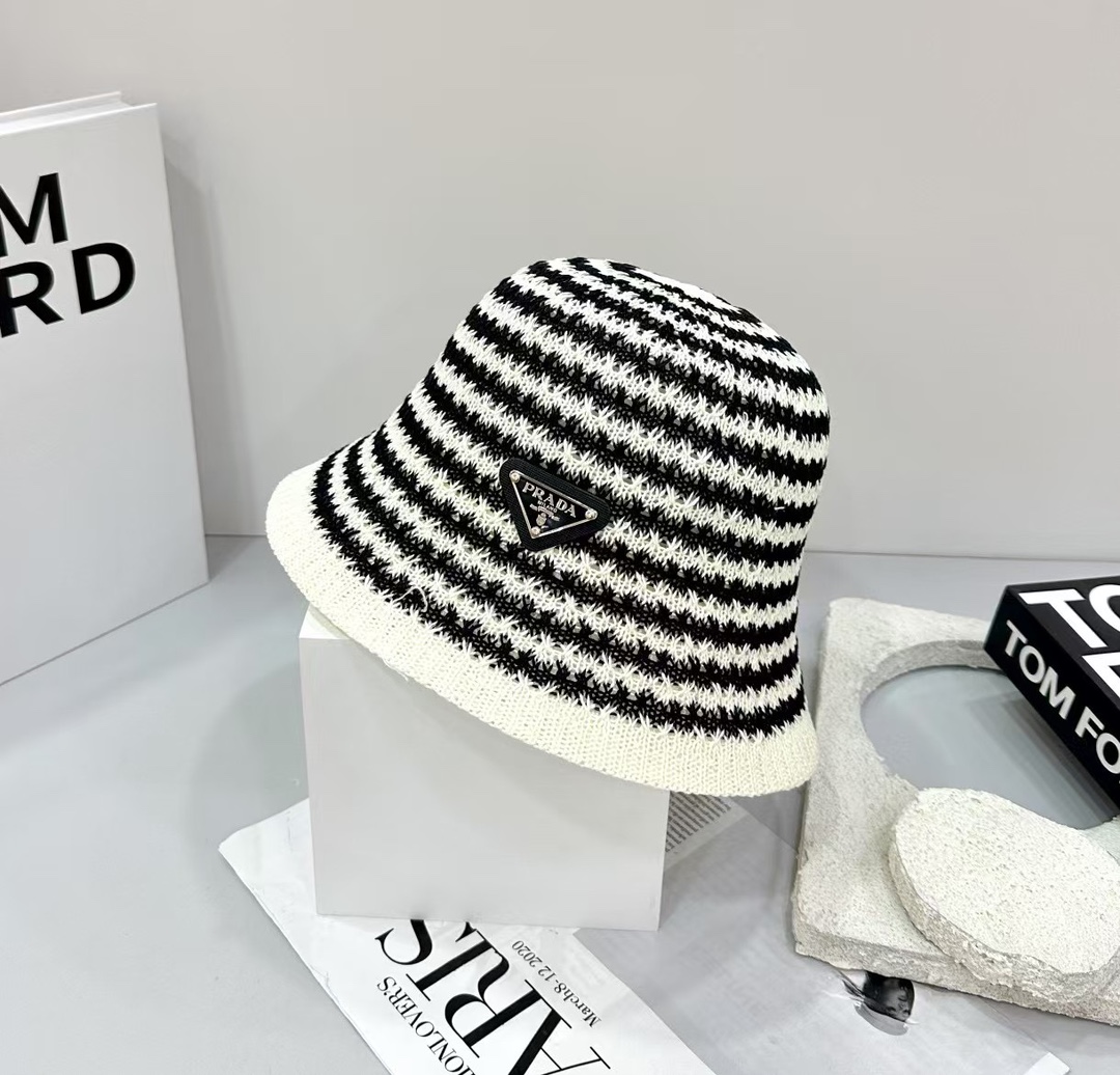 NO:220044,Running volume P home new knitted hollow hand hook little fisherman, the hand hook feels very good!  The little fisherman is very playful!  A single item that embellishes the face!  Head circumference: 57cm hat Fisherman hat Baseball hat Knit hat, hat, espadrilles, hats19860909跑量 P家新款针织镂空手勾小渔夫,手勾手感很好！ 小渔夫很俏皮噢！修饰脸型的单品！ 头围:57cm帽子渔夫帽棒球帽针织帽,帽子,espadrilles,hats,hat