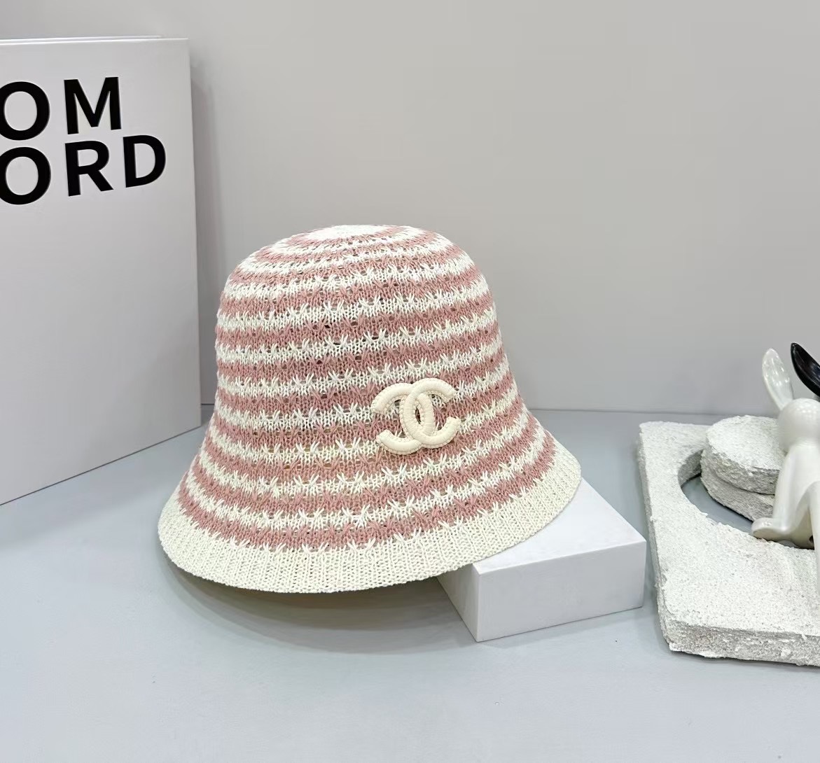 NO:220050,Running volume Xiaoxiang's new knitted hollow hand hook little fisherman, the hand hook feels very good!  The little fisherman is very playful!  A single item that embellishes the face!  Head circumference: 57cm hat Fisherman hat Baseball hat Knit hat, hat, espadrilles, hats19860909跑量 小香新款针织镂空手勾小渔夫,手勾手感很好！ 小渔夫很俏皮噢！修饰脸型的单品！ 头围:57cm帽子渔夫帽棒球帽针织帽,帽子,espadrilles,hats,hat