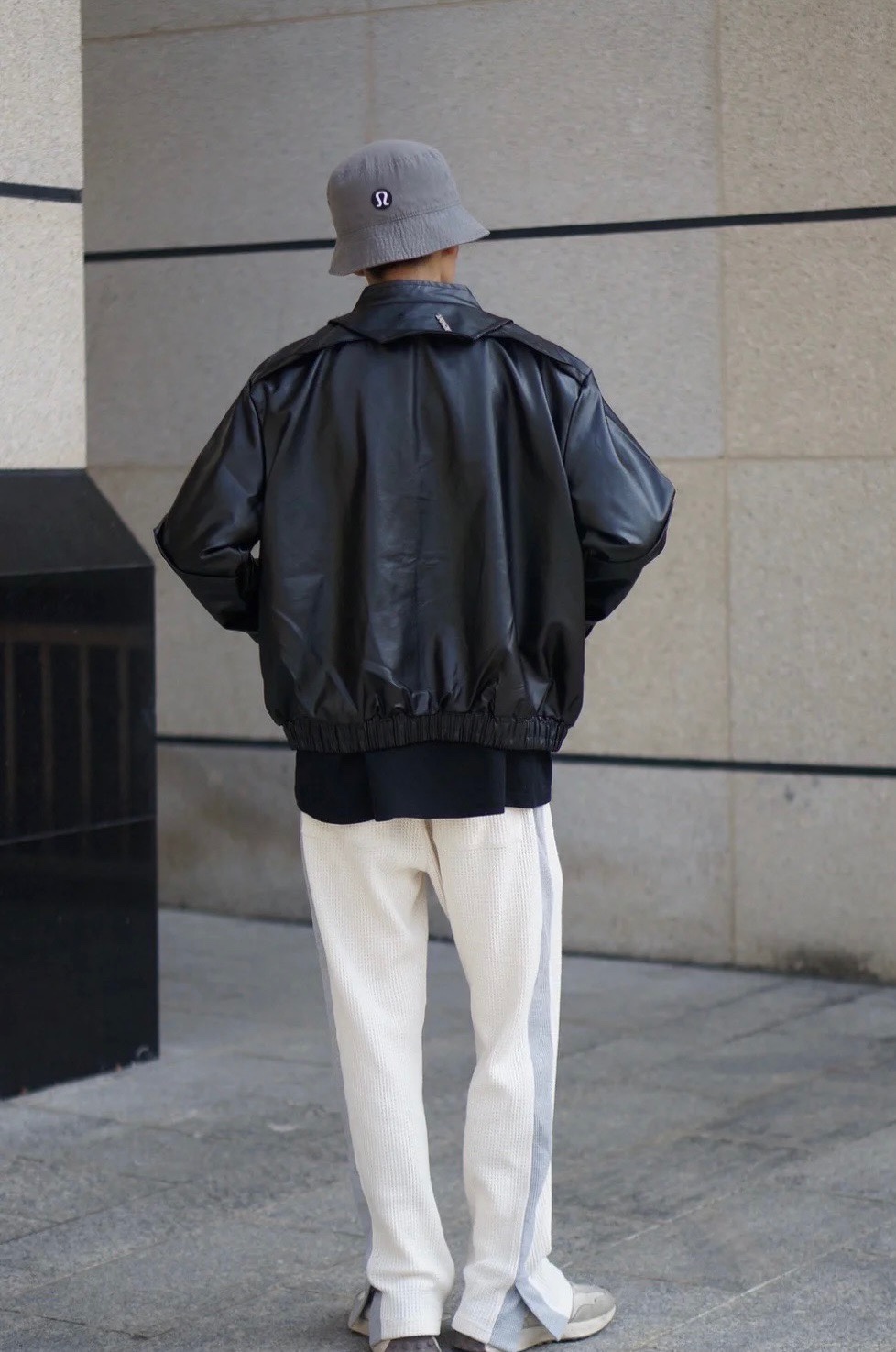 Run LuLulemon 2025, new fish hat. He’s a man and a woman. Rice, gray, olive green - 图片 3