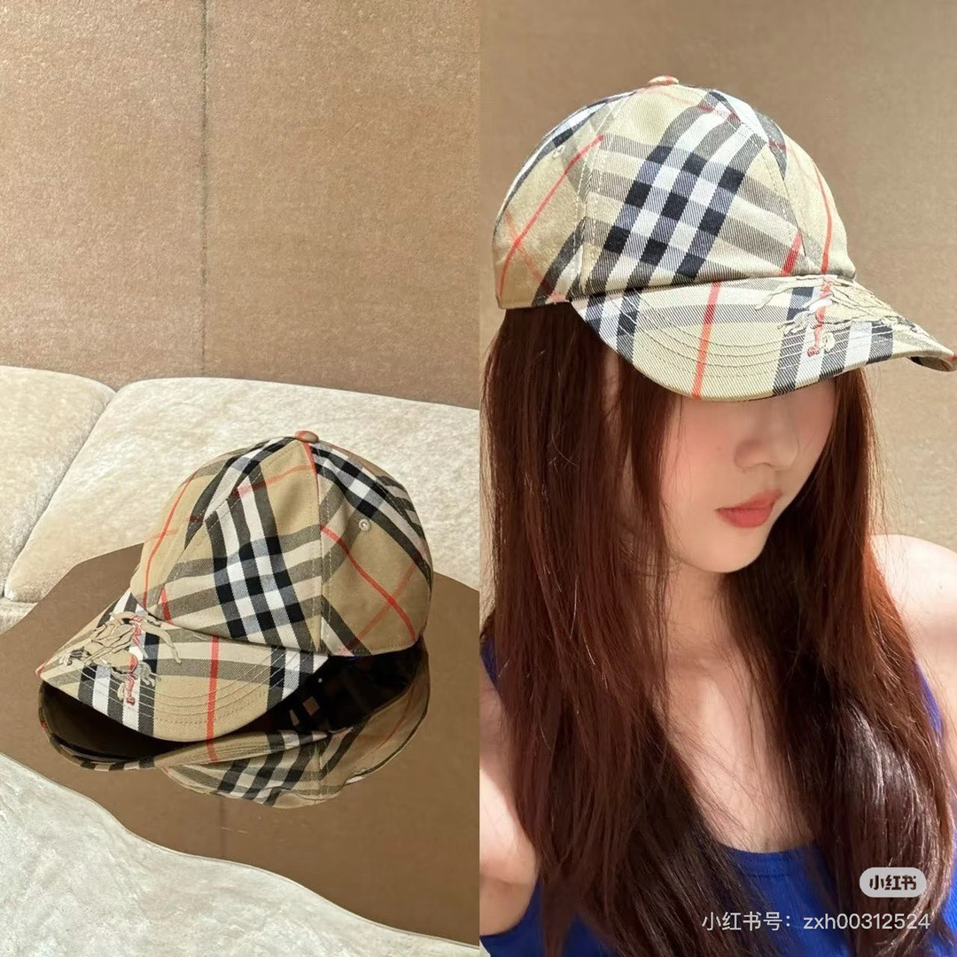 NO:220556,Exclusive high-quality products!  Bur classic plaid war horse baseball cap is easy to match with baseball cap all year round, the same style as men and women!  Hat fisherman hat baseball hat knit hat, hat, burberry, espadrilles, hats19860909跑量 独家高货！ Bur经典格纹战马棒球帽 一年四季好搭鸭舌帽,男女同款！帽子渔夫帽棒球帽针织帽,帽子,burberry,espadrilles,hats,hat