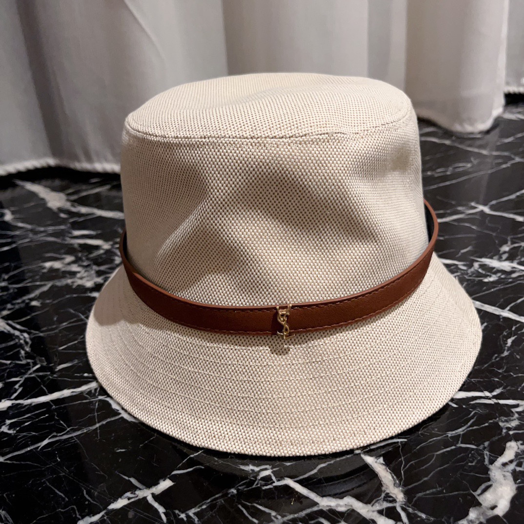 NO:220743,Running volume Saint Laurent new belt fisherman hat classic hardware logo Head circumference: 55-58cm hat fisherman hat baseball hat knit hat, hat, saint laurent, espadrilles,hats19860909跑量 圣罗兰新款皮带渔夫帽 经典五金logo 头围:55-58cm帽子渔夫帽棒球帽针织帽,帽子,saint laurent,espadrilles,hats,hat