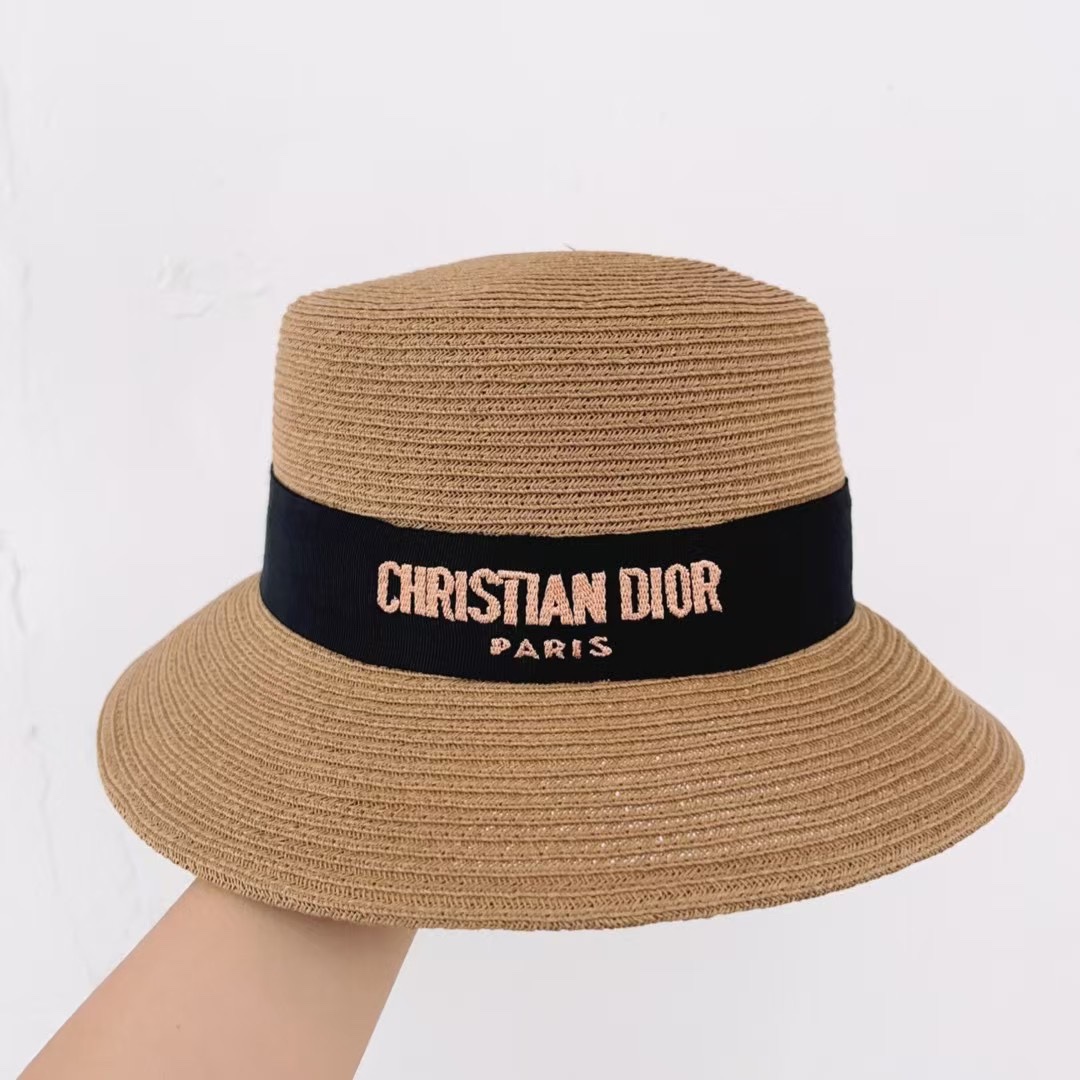 NO:221003,Running volume D home 25 spring and summer new style embroidered letter flat top basin hat khaki black hat fisherman hat baseball hat knit hat, hat, dior, espadrilles, hats19860909跑量 D家25春夏新款 刺绣字母平顶盆帽 卡其色 黑色帽子渔夫帽棒球帽针织帽,帽子,dior,espadrilles,hats,hat