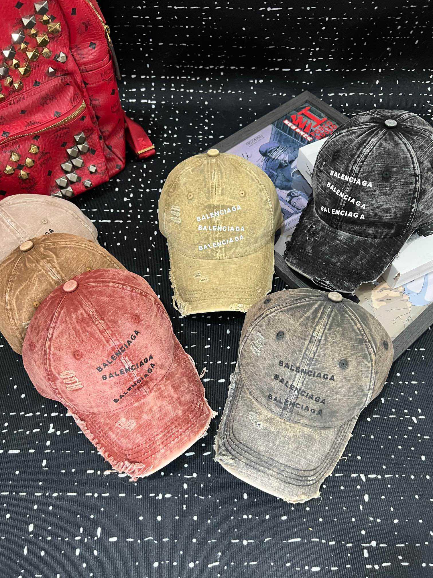 Stylish Paris Baseball Cap with Unique Design for Casual and Sports Wear - 图片 9