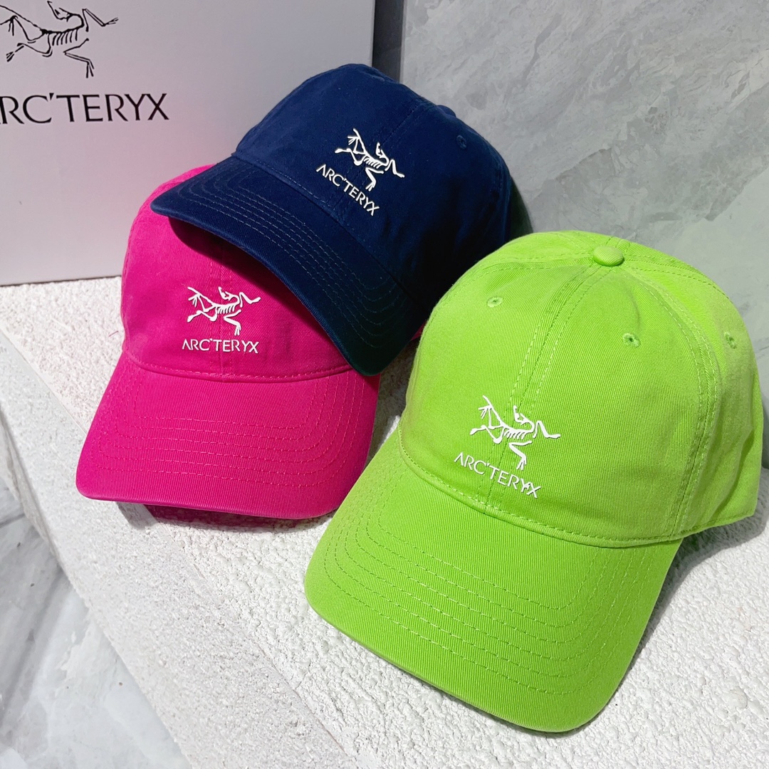 “Soft Cotton Baseball Caps: Sweet and Cool Water-Washing Designs” - 图片 4