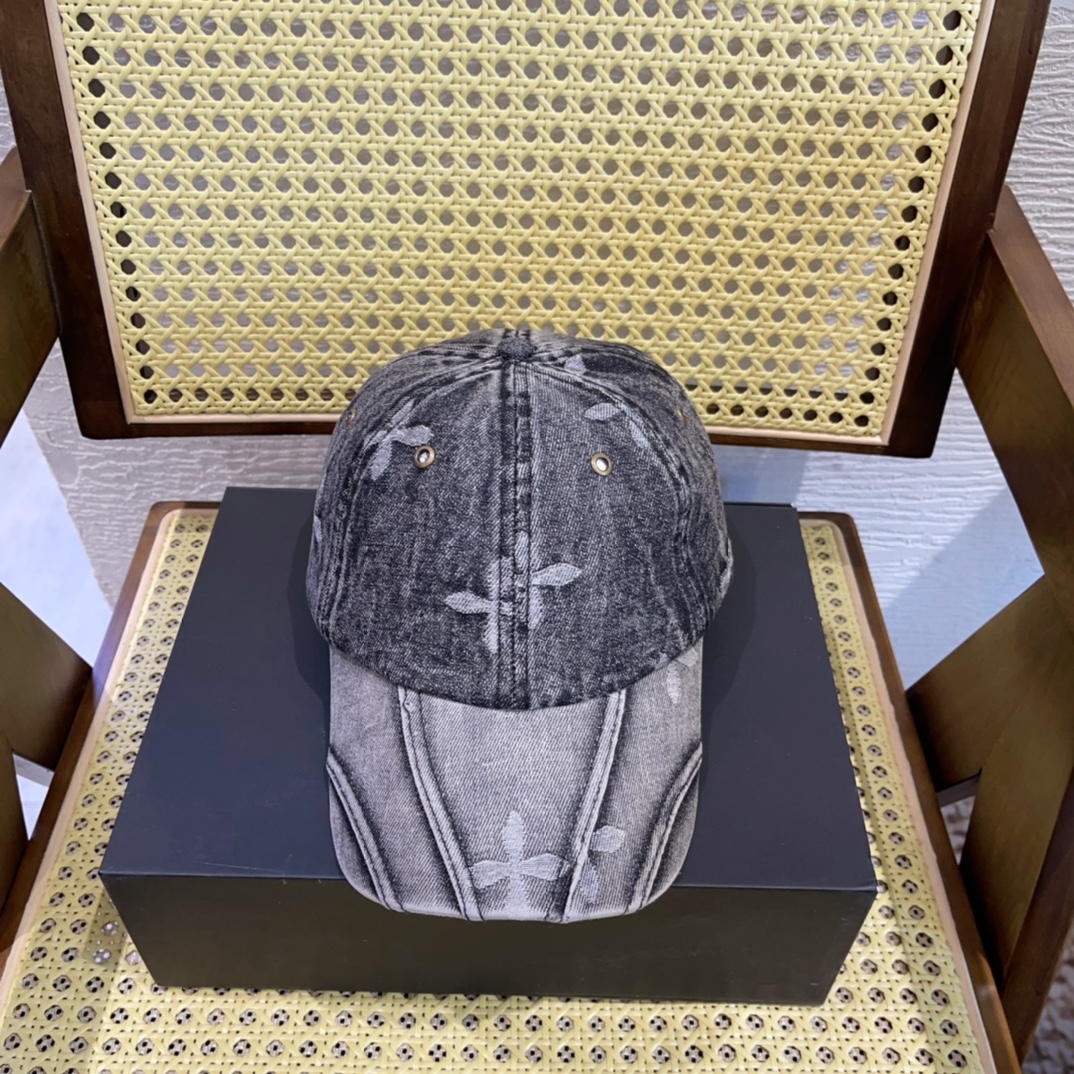 Cowboy Baseball Caps: New Series with Water-Washing; Gods’ Clothes Included.