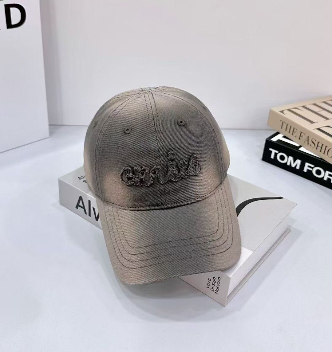84 runs. The new baseball cap. It’s a unique design. It’s an essential monolith - 图片 5