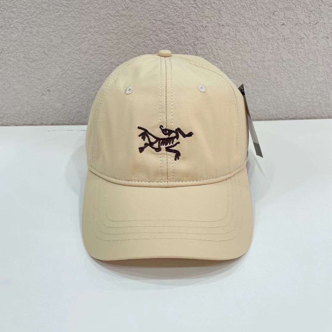 Unprecedented 95-Run Performance Showcases Thin, Light Summer Apparel. - 图片 4