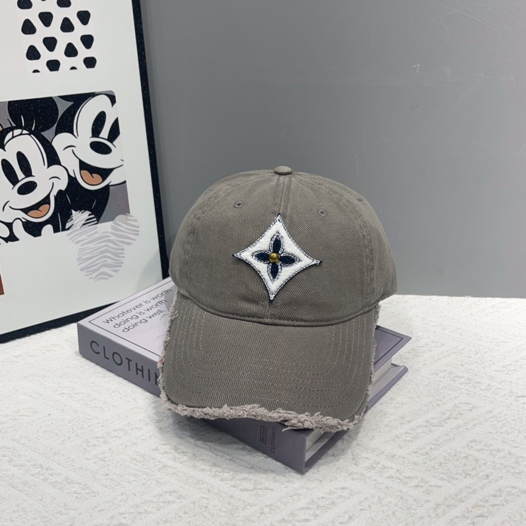 NO:222615,Running ~ New style baseball cap This baseball cap is really versatile and out of date, and the cost-effectiveness is also very beautiful, so beautiful that it counterattacks~ Hat Fisherman's hat Baseball cap Knitted hat, hat, louis vuitton, louis vuitton, espadrilles, hats19860909跑量 驴家～新款散须棒球帽 这款棒球帽真的百搭不过时,性价比也很高,美到逆袭～帽子渔夫帽棒球帽针织帽,帽子,louis vuitton,louis vuitton,espadrilles,hats,hat