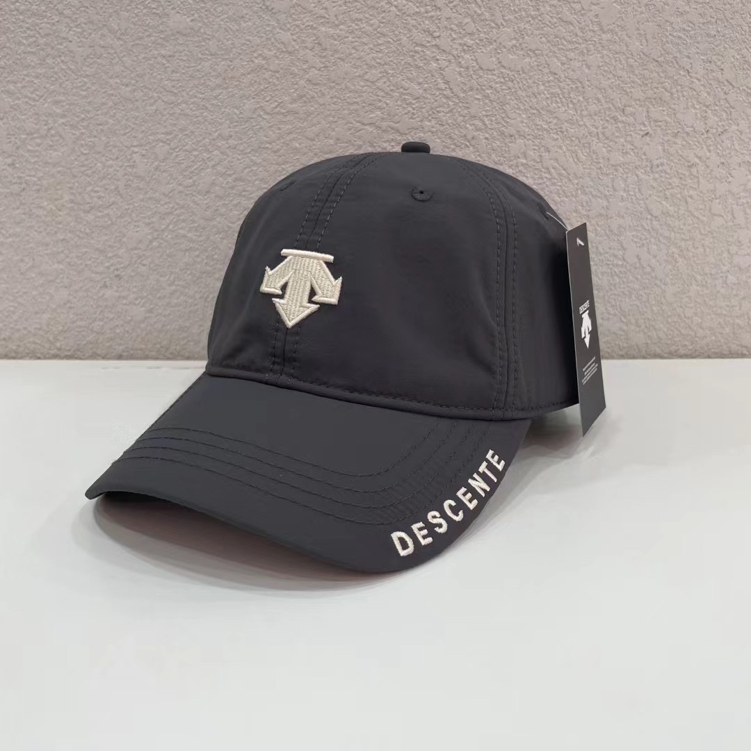 “Lightweight Thin Summer Baseball Cap with Dry Design for Clear Comfort”
