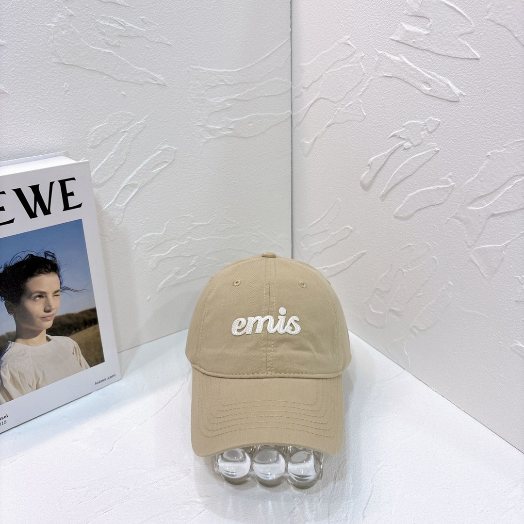 84 runs. a new baseball cap. it’s very advanced. it’s good for seasons! 56-58 cm - 图片 3