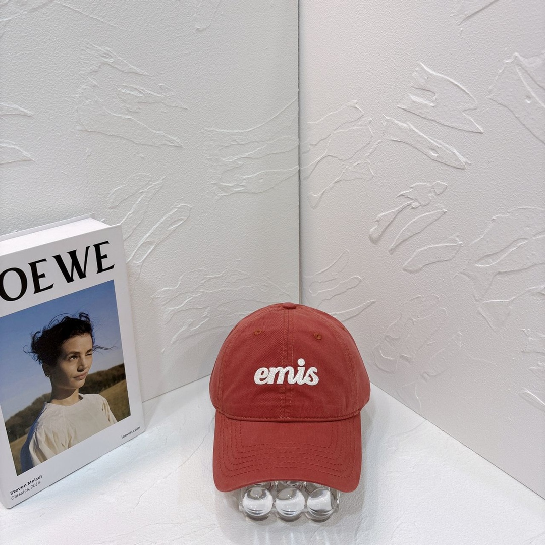 84 runs. a new baseball cap. it’s very advanced. it’s good for seasons! 56-58 cm - 图片 5