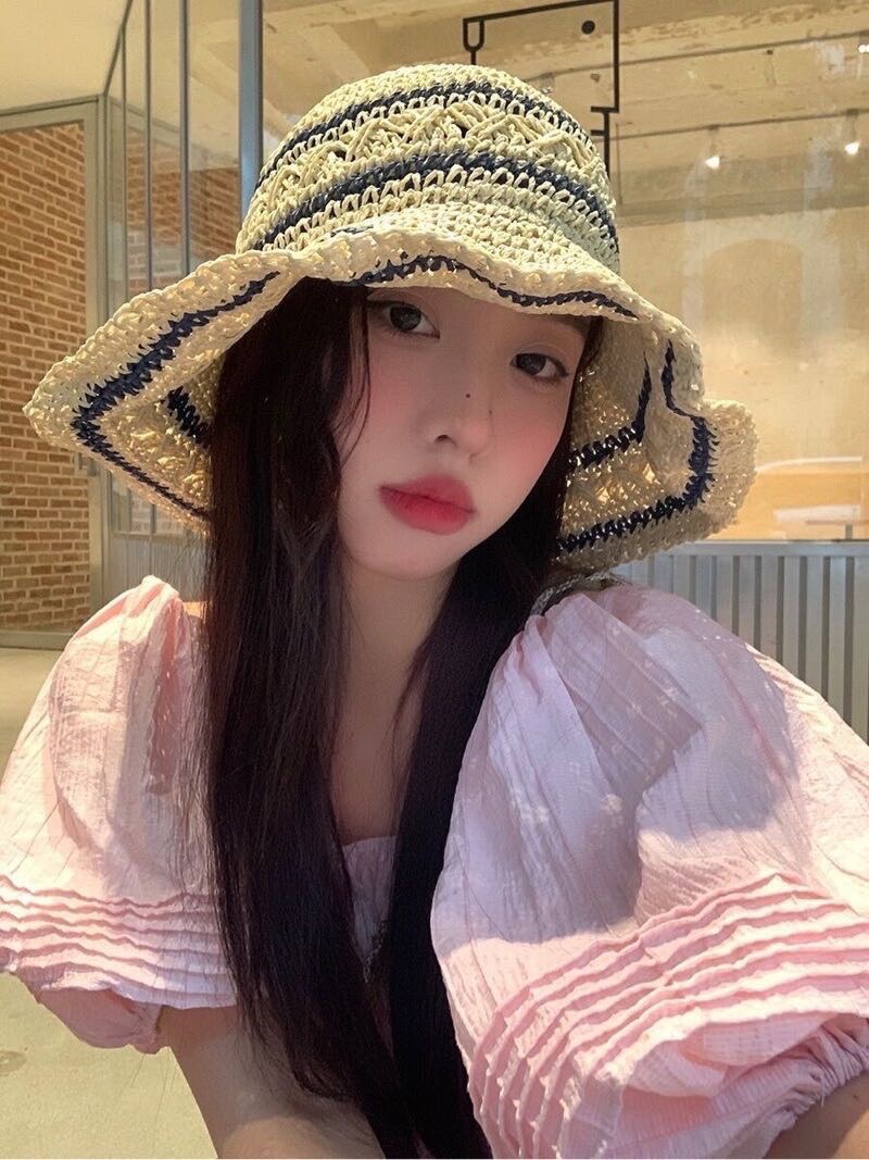 NO:222673,Running volume Celin~ Spring and summer new hollow breathable fisherman hat Knitted fixed bucket hat Hat Fisherman hat Baseball hat Knitted hat, hat, celine, espadrilles, hats19860909跑量 Celin～春夏新款镂空透气渔夫帽 针织定型小桶帽帽子渔夫帽棒球帽针织帽,帽子,celine,espadrilles,hats,hat