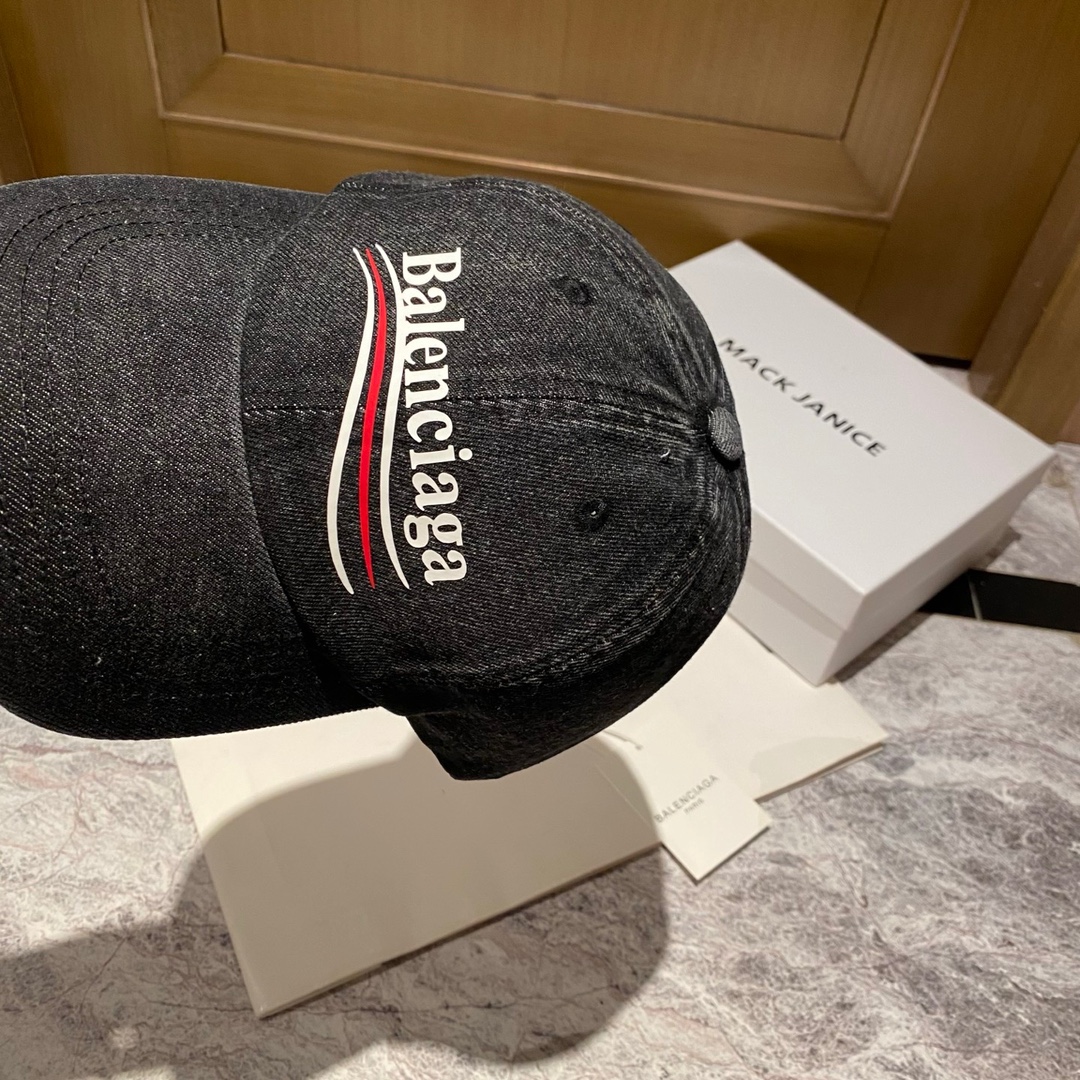 “84 Runs and New Water-Washing Cowboy Caps in Paris Fashion Series” - 图片 4