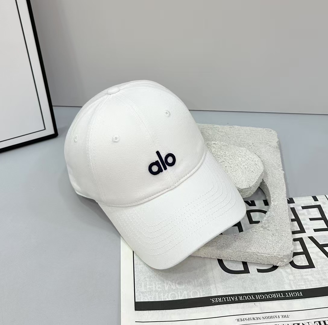 NO:223637,The embroidered baseball hats that bloggers love. The atmosphere of the trendy people is full of blessing. The hat style is hin-satisfied~ It can be matched through spring, summer, autumn and winter~ Men and women wear it all feel hats, straw hats, fisherman hats, baseball hats, knit hats, hats, espadrilles, hats19860909跑量 alo博主们都爱的刺绣棒球帽 潮人的氛围感加持爆棚 帽子版型hin满意~还巨能搭 贯穿春夏秋冬~男女戴起来都是feel帽子草帽渔夫帽棒球帽针织帽,帽子,espadrilles,hats,hat