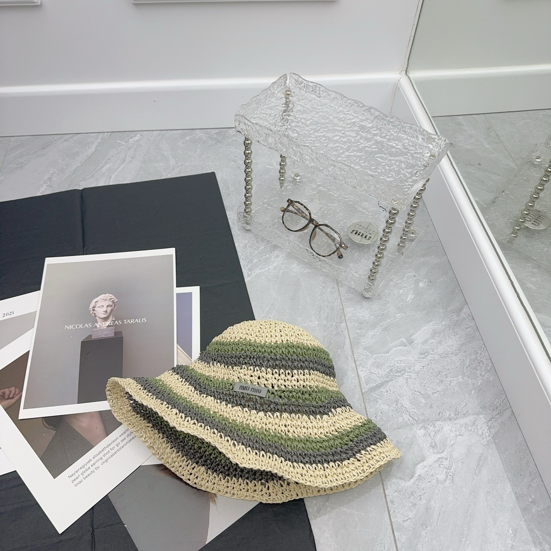 NO:223659,Running volume MiuMiu knitting new style, Korean color matching Dopamine must-have, high-end ~ hat straw hat fisherman hat baseball hat knit hat, hat, miumiu, espadrilles, hats19860909跑量 MiuMiu编织新款,韩系配色 多巴胺穿搭必入,高级～帽子草帽渔夫帽棒球帽针织帽,帽子,miumiu,espadrilles,hats,hat