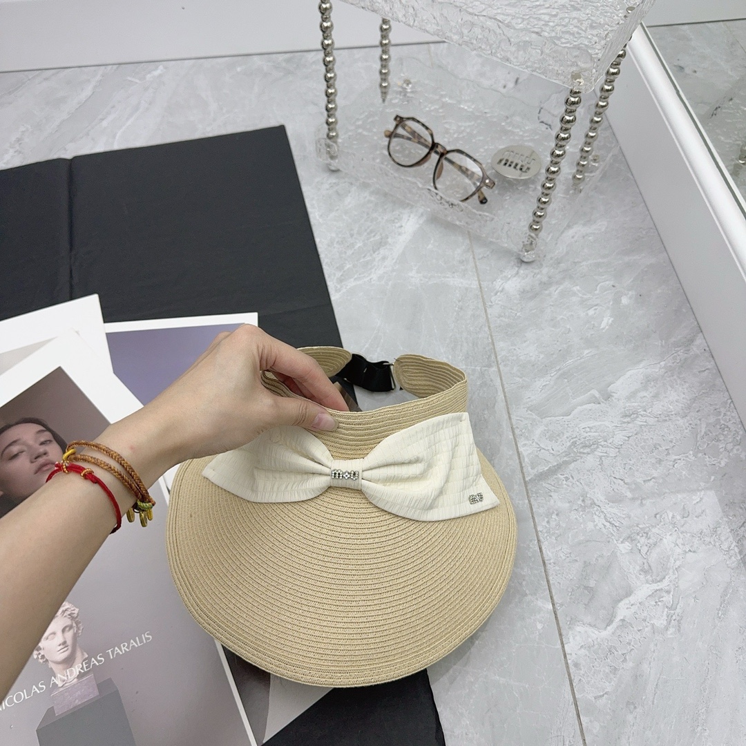 NO:223667,Running volume MiuMiu's new empty top hat with thin braid material, full of sweet temperament!  Hat Straw Hat Fisherman Hat Baseball Hat Knitted Hats, Hats, Miumiu, espadrilles, hats19860909跑量 MiuMiu新款空顶帽 细辫材质,甜美气质十足！帽子草帽渔夫帽棒球帽针织帽,帽子,miumiu,espadrilles,hats,hat