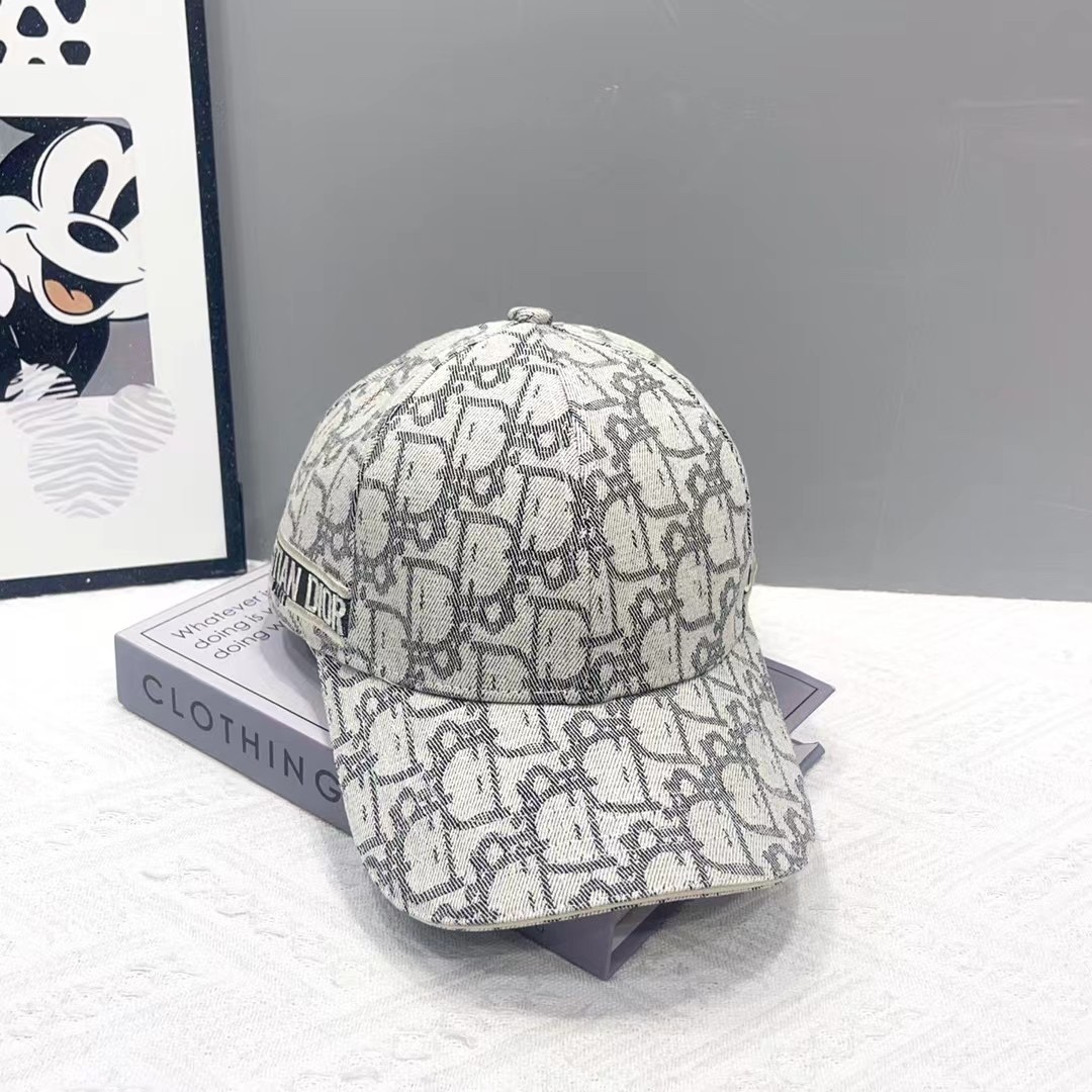 NO:224229,Running volume Dior's new jacquard baseball cap classic presbyterian letters, everlasting fashion ins blogger styling small items hat straw hat fisherman hat baseball cap knit hat, hat, dior, espadrilles, hats19860909跑量 迪奥新款提花棒球帽 经典老花字母,永不垂朽的时尚 ins博主凹造型小单品帽子草帽渔夫帽棒球帽针织帽,帽子,dior,espadrilles,hats,hat