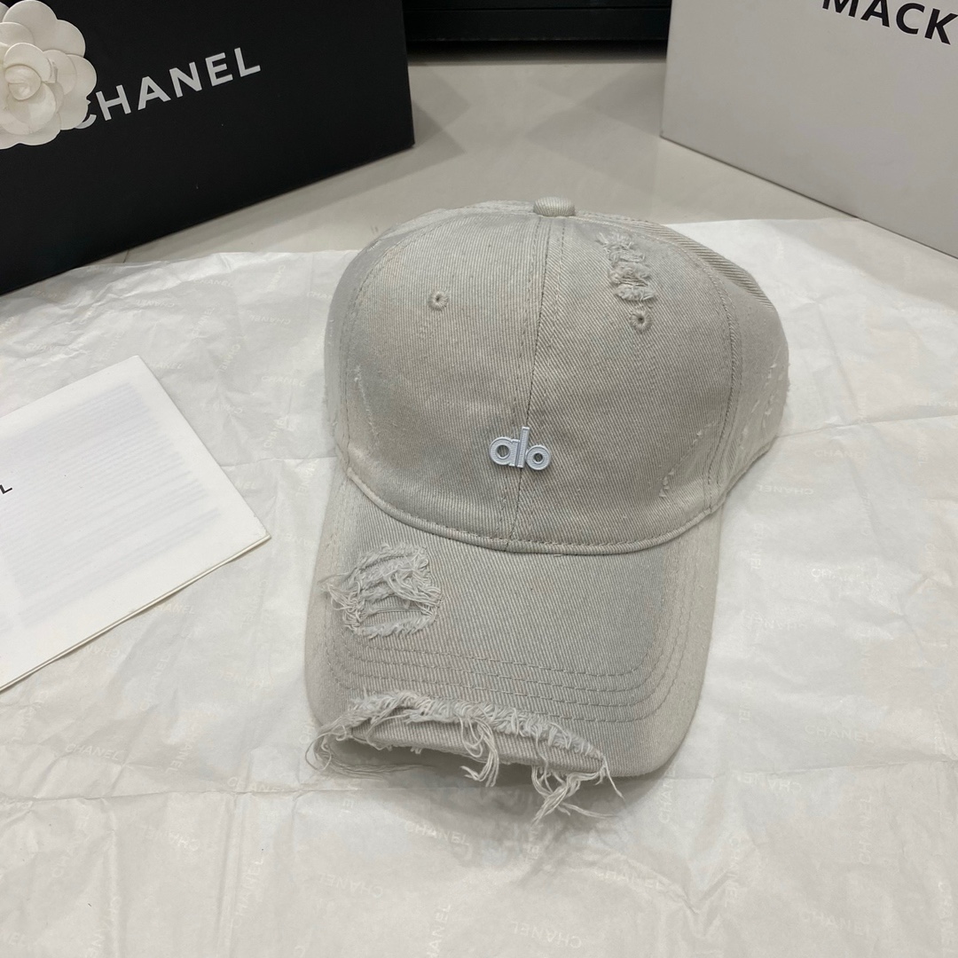 NO:224107,Running alo~New baseball cap The old craftsmanship is very high-end and can be worn all seasons!  Head circumference 56-58cm hat Straw hat Fisherman hat Baseball hat Knit hat, hat, espadrilles, hats19860909跑量 alo～新款棒球帽 做旧工艺很高级,四季可戴！ 头围56-58cm帽子草帽渔夫帽棒球帽针织帽,帽子,espadrilles,hats,hat