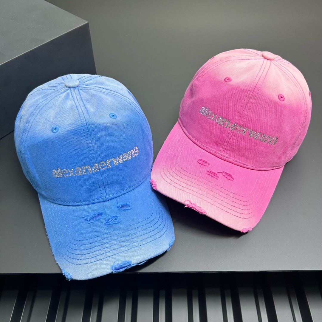 NO:224733,Running volume Wang~ Baseball cap New gradient color system~ Fashionable, full of high-end feel, and the hat shape is positive!  Hat Straw Hat Fisherman Hat Baseball Hat Knitted Hats, Hats, espadrilles,hats19860909跑量 Wang～棒球帽 新款渐变色系～ 洋气 高级感十足 帽型正！帽子草帽渔夫帽棒球帽针织帽,帽子,espadrilles,hats,hat