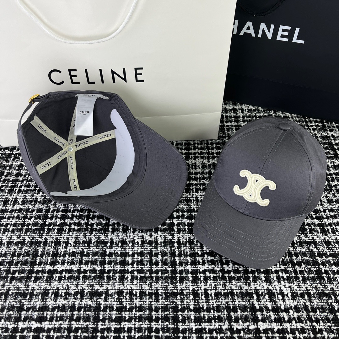 NO:224779,Running Celine~The latest baseball cap style is very good, the lazy style is displayed in minutes, the face is bare-faced and the color combination is super tasteful. It is so recommended, whoever wears it looks good!  !  !  Hat Straw Hat Fisherman Hat Baseball Hat Knitted Hats, Hats, Celine, espadrilles, hats19860909跑量 Celine～最新款棒球帽 款式很好搭配,慵懒风分分钟展现,素颜显脸小拼色超有品味 太推荐了,谁戴谁好看！！！帽子草帽渔夫帽棒球帽针织帽,帽子,celine,espadrilles,hats,hat