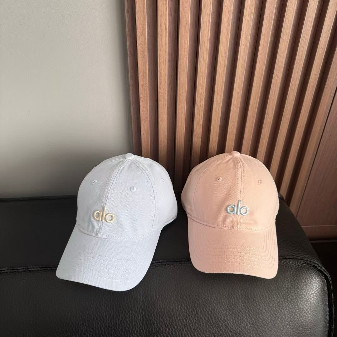 NO:225398,The embroidered baseball hats that bloggers love. The atmosphere of the trendy people is full of blessing. The hat style is hin-satisfied~ It can be matched through spring, summer, autumn and winter~ Men and women wear it all feel hats, straw hats, fisherman hats, baseball hats, knit hats, hats, espadrilles, hats19860909跑量 alo博主们都爱的刺绣棒球帽 潮人的氛围感加持爆棚 帽子版型hin满意~还巨能搭 贯穿春夏秋冬~男女戴起来都是feel帽子草帽渔夫帽棒球帽针织帽,帽子,espadrilles,hats,hat