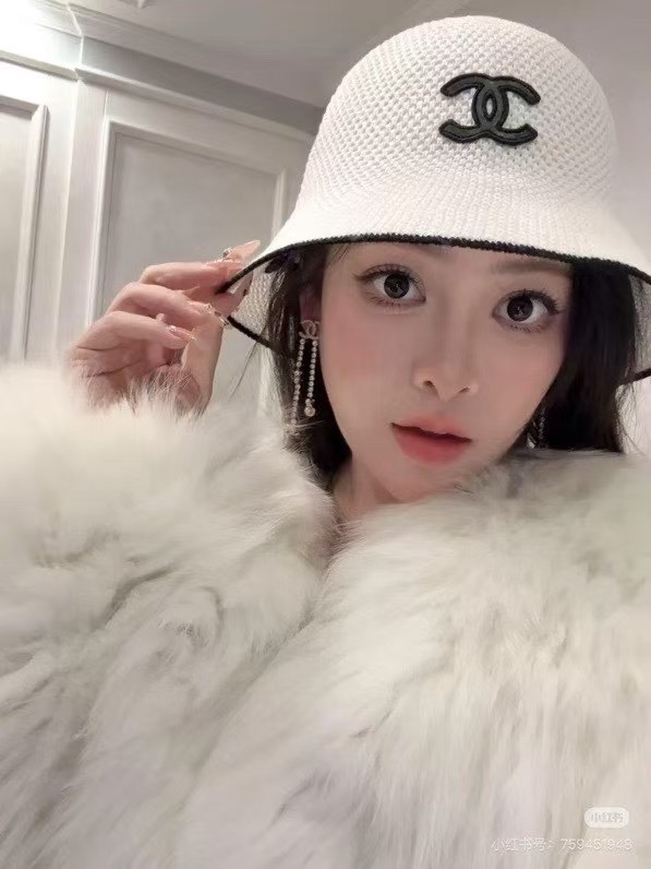 NO:225909,Running volume, Xiaoxiang~ New style hollow breathable fisherman hat, knitted compact small bucket hat, straw hat, fisherman hat, baseball hat, hat, espadrilles, hats19860909跑量 小香～春夏新款镂空透气渔夫帽 针织定型小桶帽帽子草帽渔夫帽棒球帽,帽子,espadrilles,hats,hat