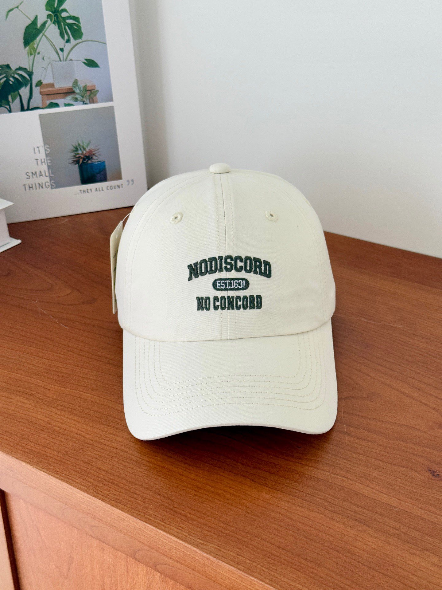 NO:226407,Running volume trendy brand ~ new baseball hats, a bonus tool for daily commuting matching. Classic plain hats are very versatile. The adjustable design is friendly to all head shapes. Hats, straw hats, fisherman hats, baseball hats, hats, espadrilles, hats19860909跑量 潮牌～新款棒球帽 日常通勤搭配的加分神器 经典素色帽型非常百搭 可调节的设计对各种头型都友好帽子草帽渔夫帽棒球帽,帽子,espadrilles,hats,hat