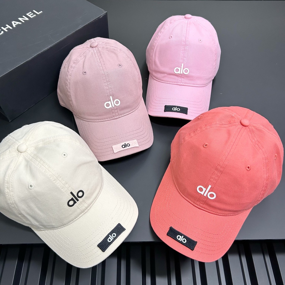 NO:226412,Running alo~New soft top baseball hat, a bonus tool for daily commuting matching, classic plain hat shape is very versatile, adjustable design is friendly to all head shapes, hats, straw hats, fisherman hats, baseball hats, hats, espadrilles, hats19860909跑量 alo～新款软顶棒球帽 日常通勤搭配的加分神器 经典素色帽型非常百搭 可调节的设计对各种头型都友好帽子草帽渔夫帽棒球帽,帽子,espadrilles,hats,hat