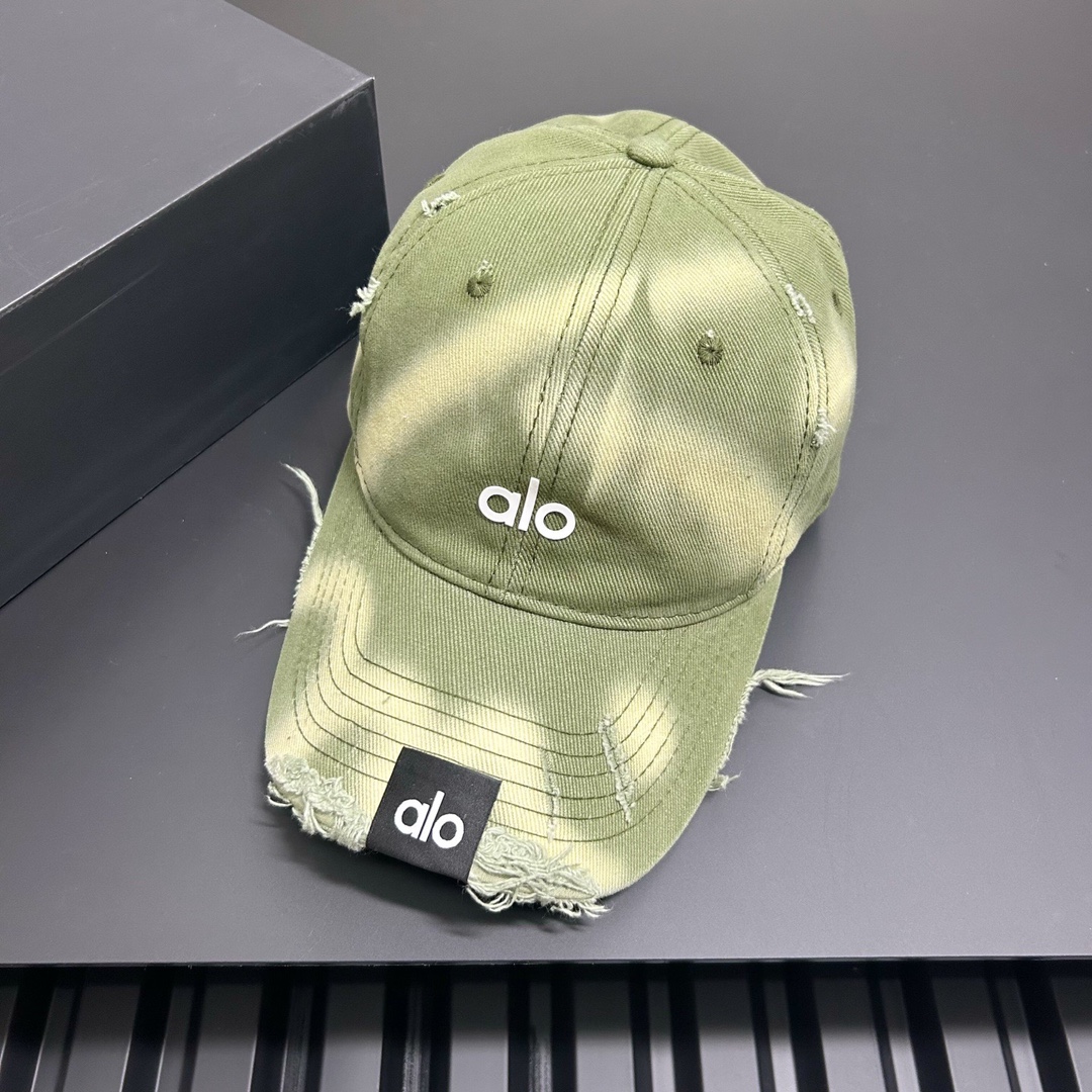 NO:227147,Running alo early spring retro old ripped hat wear design versatile baseball cap baseball cap hat straw hat fisherman hat baseball cap, hat, espadrilles,hats19860909跑量 alo早春复古做旧破洞帽子磨损设计百搭棒球帽鸭舌帽帽子草帽渔夫帽棒球帽,帽子,espadrilles,hats,hat
