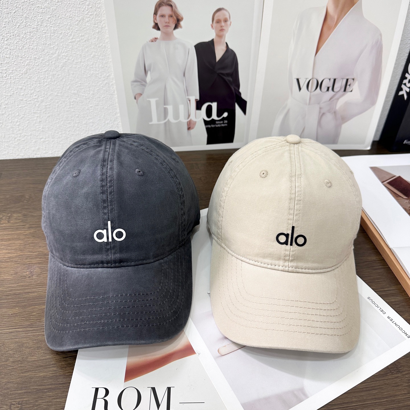 NO:228412,Running alo~New style retro baseball cap pure cotton suitable for all seasons of the year!  The same style as men and women, full of simple and high-end feel!  Running model, close your eyes and rush!  Hat Straw Hat Fisherman Hat Baseball Hat, Hats, espadrilles, hats19860909跑量 alo～新款 复古棒球帽 纯棉 适合一年四季！ 男女同款,简约高级感满满！ 跑量款 闭眼冲！帽子草帽渔夫帽棒球帽,帽子,espadrilles,hats,hat