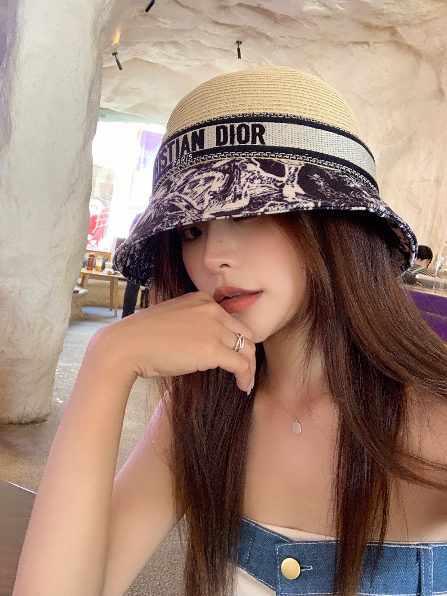 NO:228452,Running volume D home papyrus cloth splicing basin hat foldable, easy to carry, fashionable and sun shading Beige black hat Straw hat Fisherman hat Baseball hat, hat, dior, espadrilles, hats19860909跑量 D家纸草布拼接盆帽 可折叠,携带方便,时尚遮阳两不误 米色 黑色 帽子草帽渔夫帽棒球帽,帽子,dior,espadrilles,hats,hat