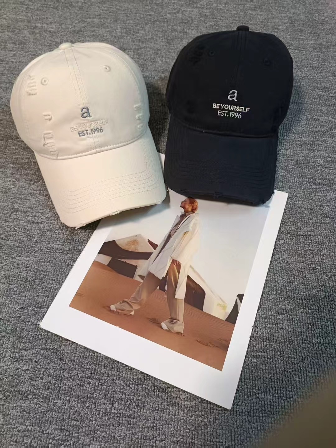 NO:229283,Running volume trendy brand ~ new style retro baseball cap pure cotton suitable for all seasons of the year!  The same style as men and women, full of simple and high-end feel!  Running model, close your eyes and rush!  Hat Straw Hat Fisherman Hat Baseball Hat, Hats, espadrilles, hats19860909跑量 潮牌～新款 复古棒球帽 纯棉 适合一年四季！ 男女同款,简约高级感满满！ 跑量款 闭眼冲！帽子草帽渔夫帽棒球帽,帽子,espadrilles,hats,hat