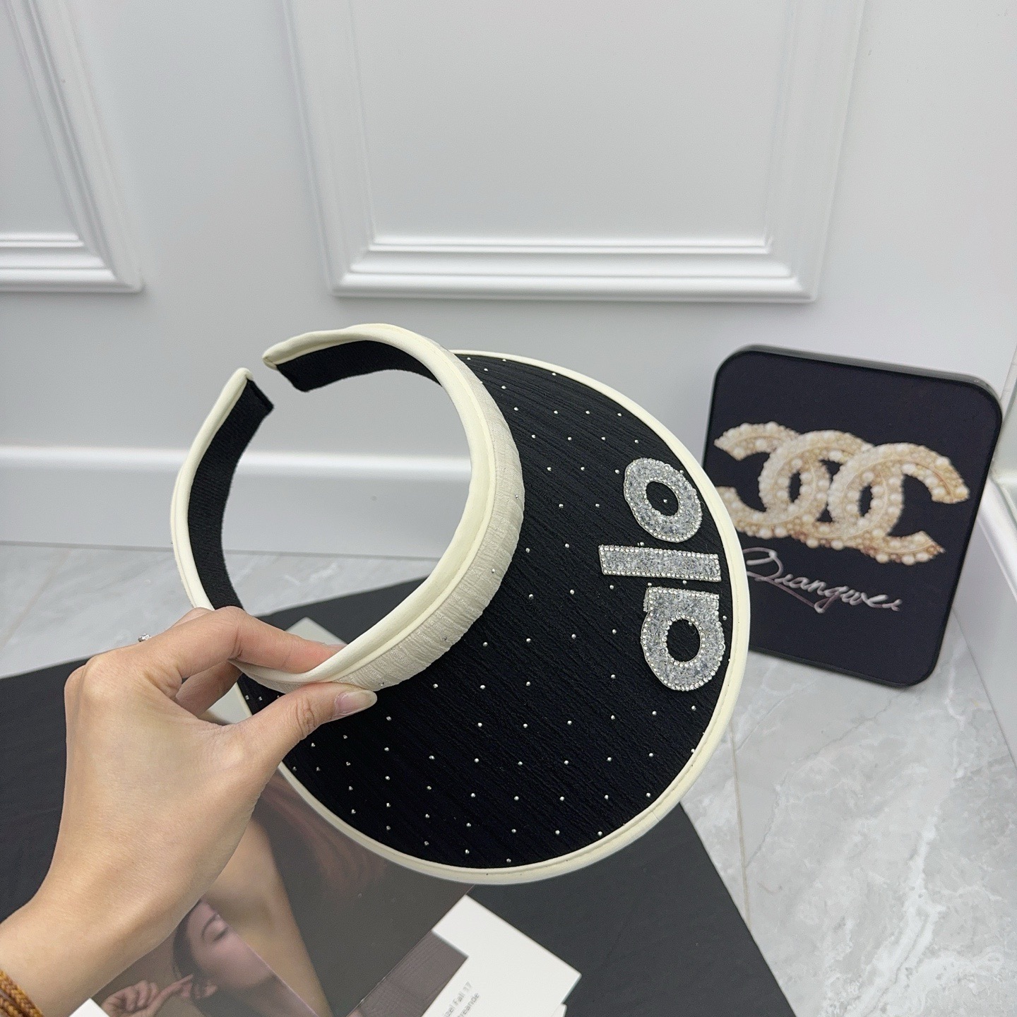 NO:229071,Running volume alo light luxury rhinestone empty top hat, super high return rate in summer ~ hat straw hat fisherman hat baseball hat, hat, espadrilles, hats19860909跑量 alo轻奢水钻空顶帽 夏季超高回头率～帽子草帽渔夫帽棒球帽,帽子,espadrilles,hats,hat