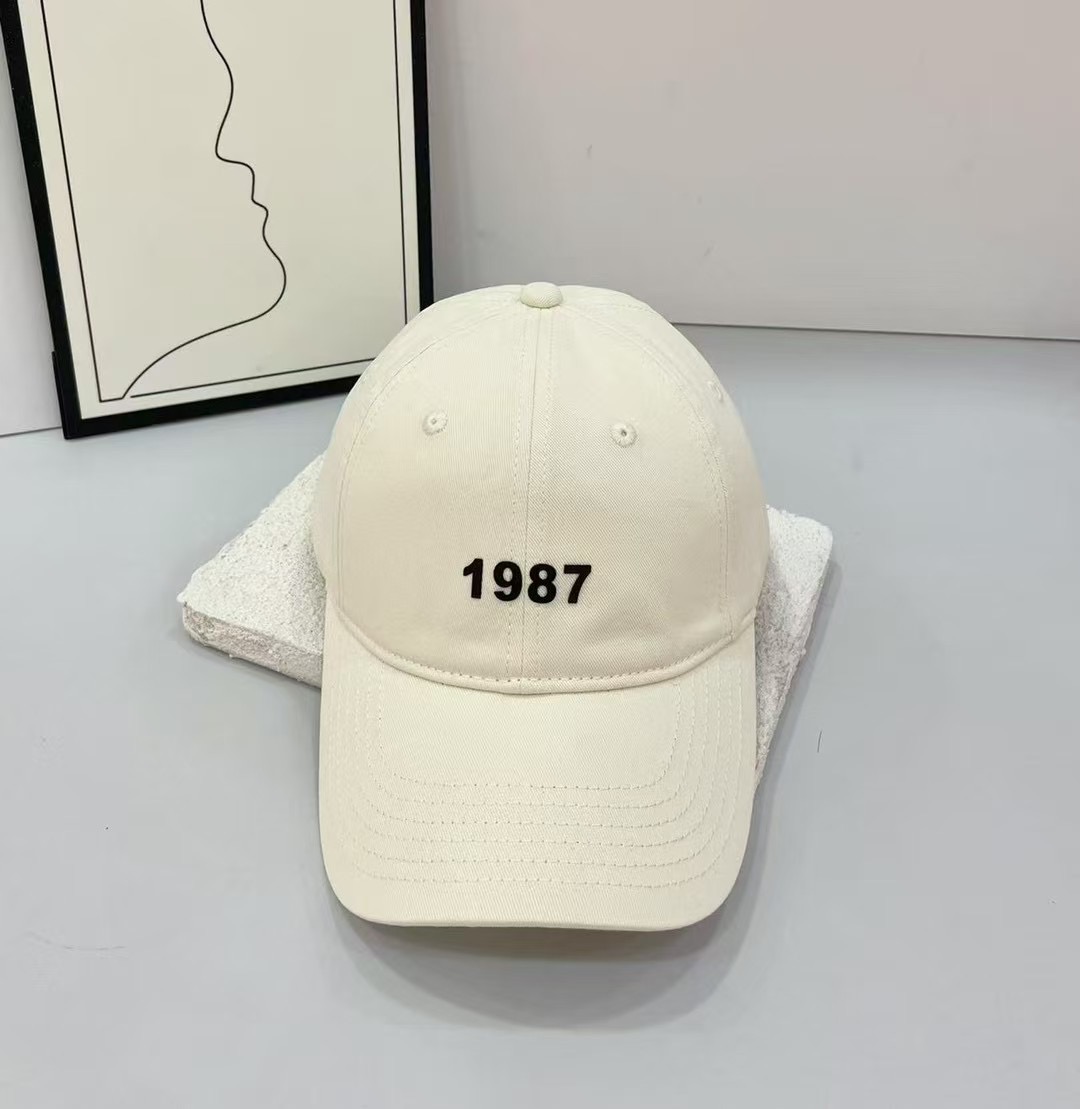 NO:229576,Running volume trendy brand ~ new style retro baseball cap pure cotton suitable for all seasons of the year!  The same style as men and women, full of simple and high-end feel!  Running model, close your eyes and rush!  Hat Straw Hat Fisherman Hat Baseball Hat, Hats, espadrilles, hats19860909跑量 潮牌～新款 复古棒球帽 纯棉 适合一年四季！ 男女同款,简约高级感满满！ 跑量款 闭眼冲！帽子草帽渔夫帽棒球帽,帽子,espadrilles,hats,hat