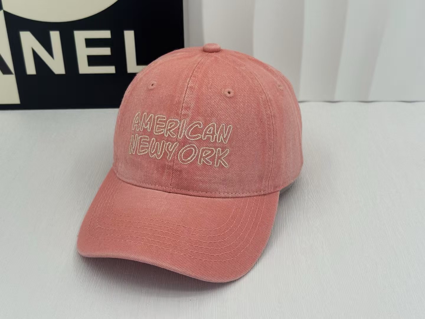 NO:230166,Running volume trendy brand ~ new wash cotton baseball cap, personalized and fashionable style, casual and cool feeling, same style for men and women!  Material: Cotton Head circumference: 56-58cm hats, straw hats, fisherman hats, baseball hats, hats, espadrilles, hats19860909跑量 潮牌～新款洗水棉布棒球帽,个性时尚款 休闲带点酷酷的感觉,男女同款！ 材质:棉 头围:56-58cm均可帽子草帽渔夫帽棒球帽,帽子,espadrilles,hats,hat