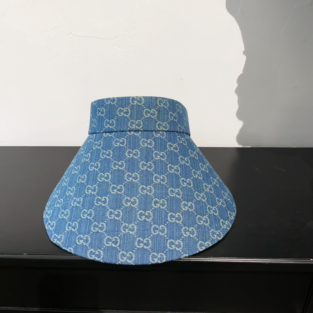 NO:343568,Running volume: The temperature soars in summer weather. It’s really not okay to go out without a hat at noon^^ Gucc*’s new old-fashioned empty top hat is one of the most frequently used today. It’s really easy to match. It can be folded and stored normally. Convenient hat, straw hat, fisherman’s hat, baseball hat, hat, gucci, espadrilles, hats跑量 夏日天气温度飙升 中午出门不戴帽子真的不行^^ Gucc*新款老花空顶帽今日使用率最频繁没有之一 真的太好搭配了 而且平时还能折叠存放 便捷帽子草帽渔夫帽棒球帽,帽子,gucci,espadrilles,hats,hat